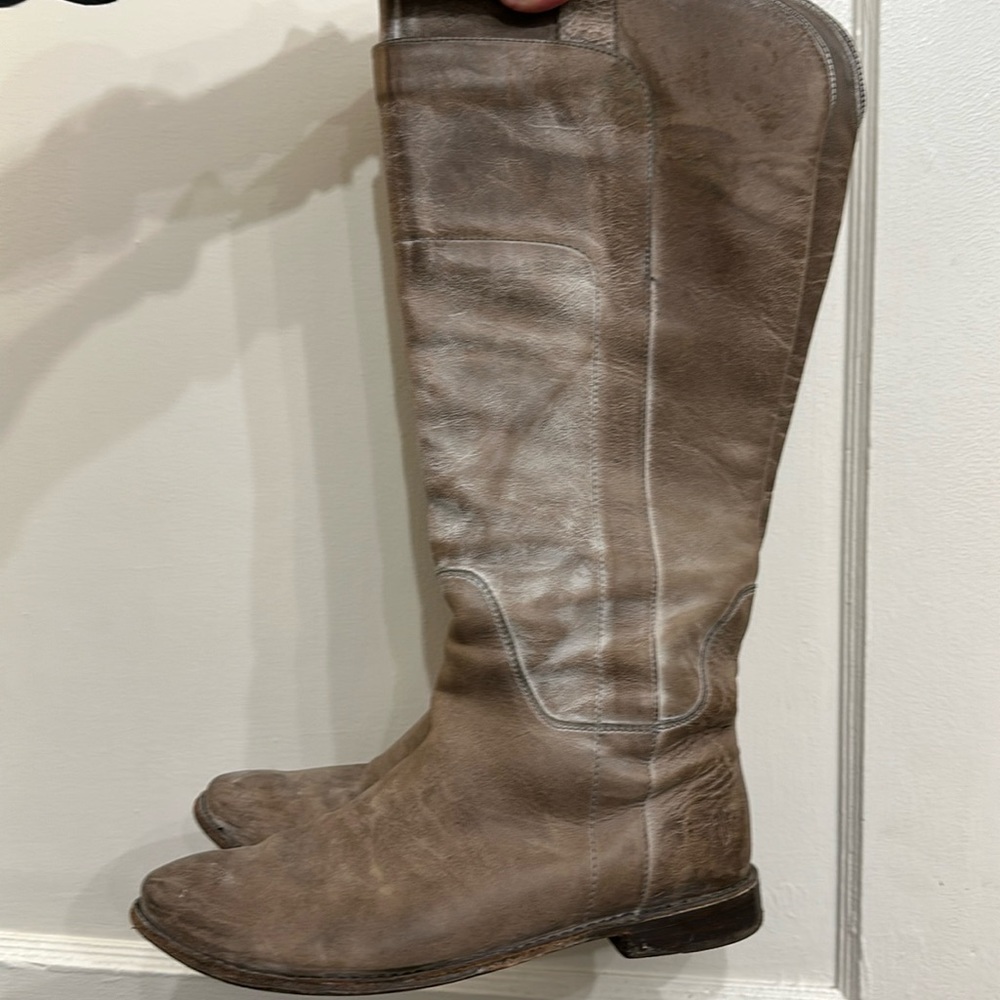 Frye Paige riding boot size 8.5